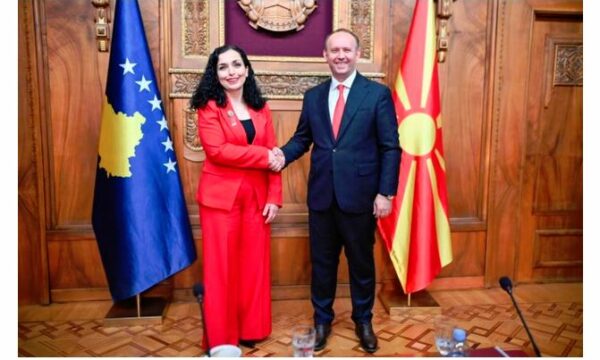 osmani-takohet-me-kryesuesin-e-presidences-se-beh-dhe-kryetarin-e-kuvendit-te-rmv