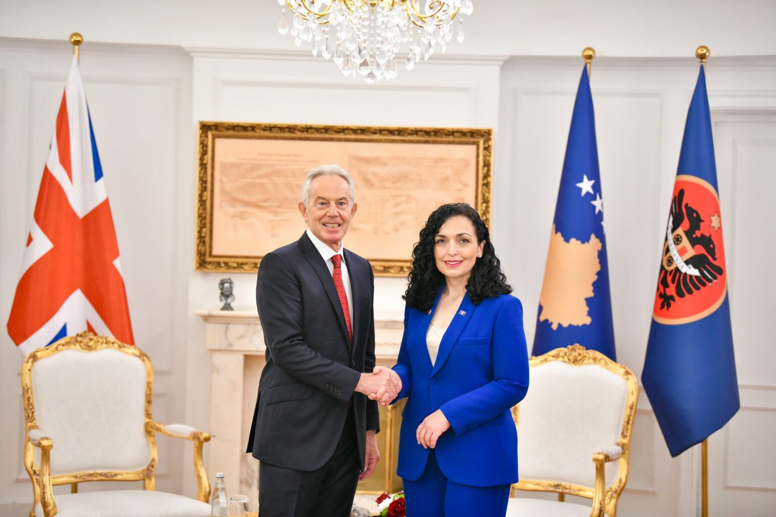 Blair – presidentes Osmani: Gurin qe ma dhuruat ju do ta ruaj pranë gurit qe ma dha Presidenti Rugova