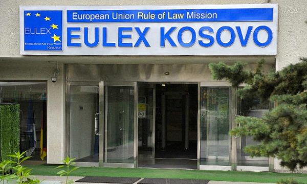 Dorëzimi i eshtrave të tre personave tek autoritetet serbe, EULEX: Ishim aty me përfaqësuesit e IML