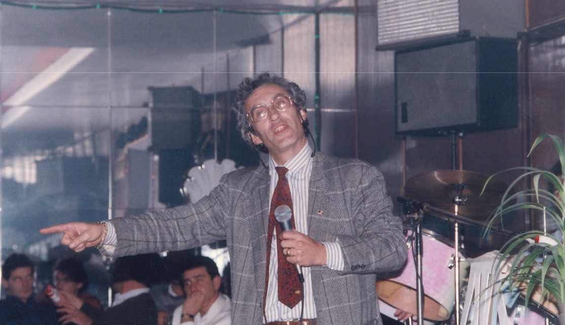 Agim Doçi, poeti nga Shqipëria që e deshi si askush tjetër Kosovën