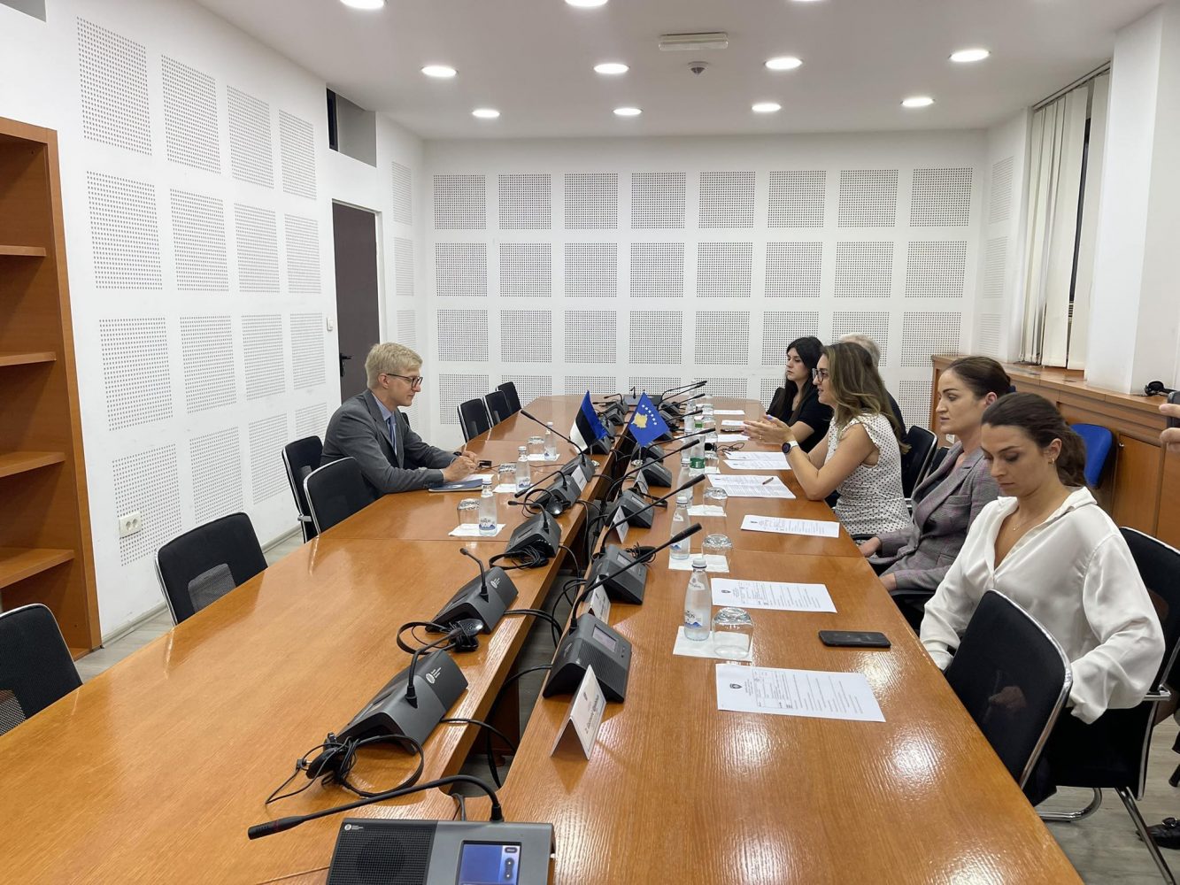 Komisioni për Punë të Jashtme takohet me kryetarin e Grupit të Miqësisë Estoni-Kosovë