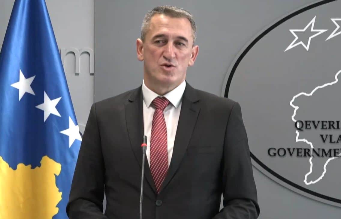 Rashiq nuk pret të ketë dorëzim të Radoiçiqit në Kosovë, thotë se dialogu duhet të vazhdojë