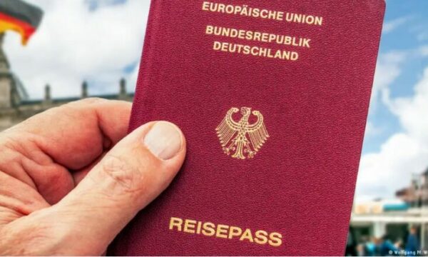 ligji-i-ri-gjerman-per-shtetesine-–-cfare-thote-avokatja?