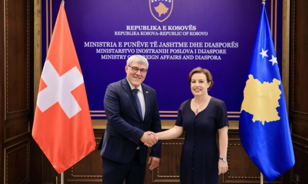 gervalla-ne-takim-presidentin-e-keshillit-kombetar-te-zvicres:-mergata,-ure-e-perhershme-e-miqesise