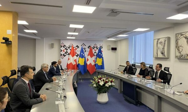 kurti-pret-ne-takim-presidentin-e-keshillit-kombetar-te-zvicres