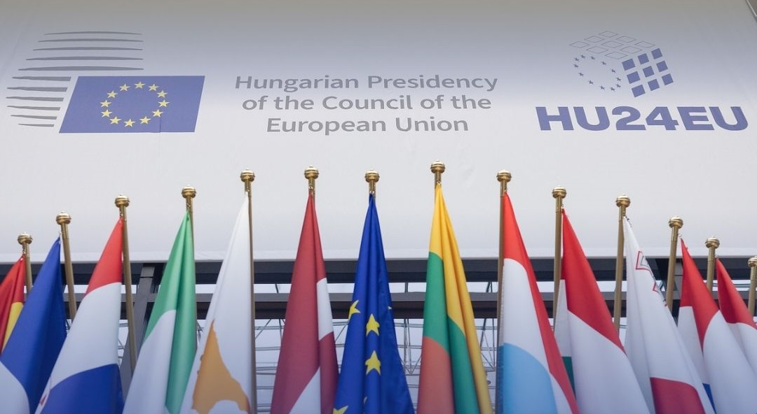 ambasadoret-e-be-se-pajtohen-ne-parim-qe-t’u-hiqen-vizat-edhe-serbeve-te-kosoves-me-pasaporta-ilegale
