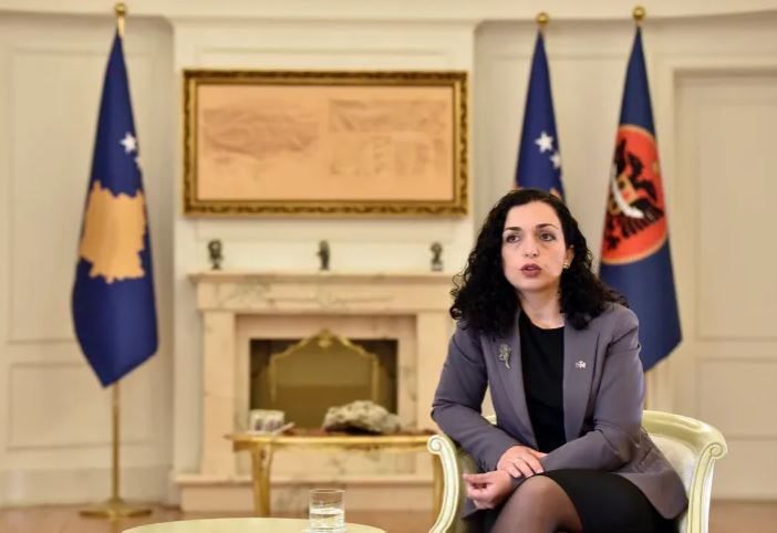 presidenca:-vendimi-i-be-se-per-t’ua-hequr-vizat-serbeve,-ligjerisht-eshte-i-pazbatueshem-ne-kosove