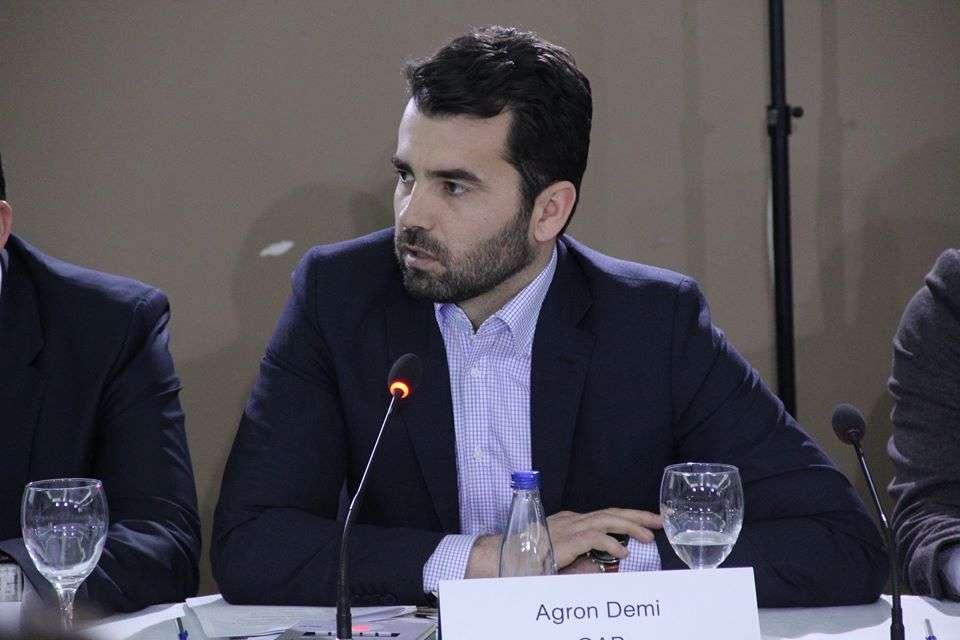 demi-ben-thirrje-per-mbylljen-e-rtk-se:-kurre-nuk-eshte-vone