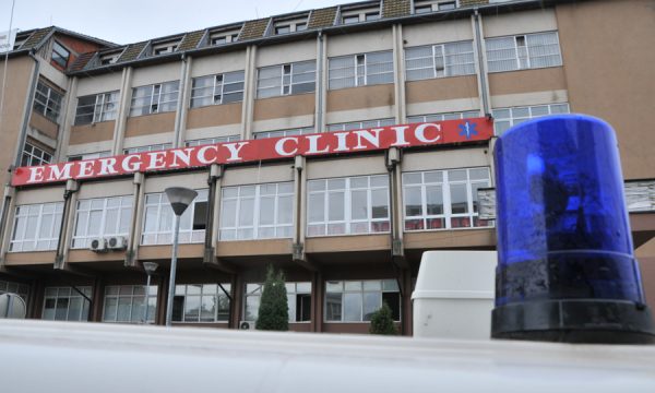 I plagos*uri në Lipjan është 15 vjeç, Emergjenca: Është në gjendje stabile, u transferua në Klinikën e Kirurgjisë Torakale