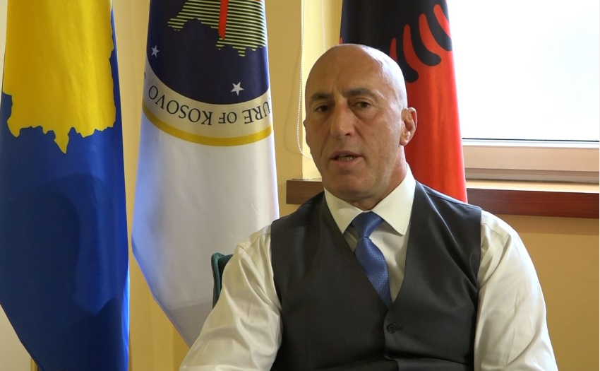 Haradinaj i këshillon ish-ushatërt e UÇK për kujdes gjatë udhëtimeve, i përmend rastet kur u ndalua në Francë dhe Slloveni