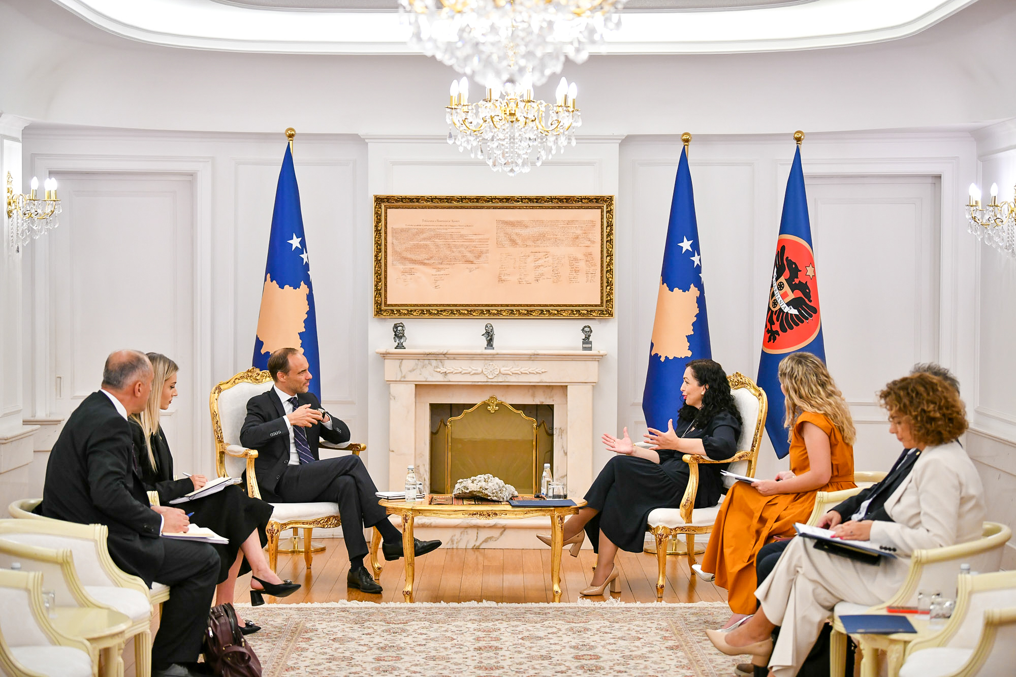 osmani-takon-pope:-kosova-eshte-shembull-i-mbrojtjes-dhe-promovimit-te-te-drejtave-dhe-lirive-themelore-te-te-gjithe-qytetareve