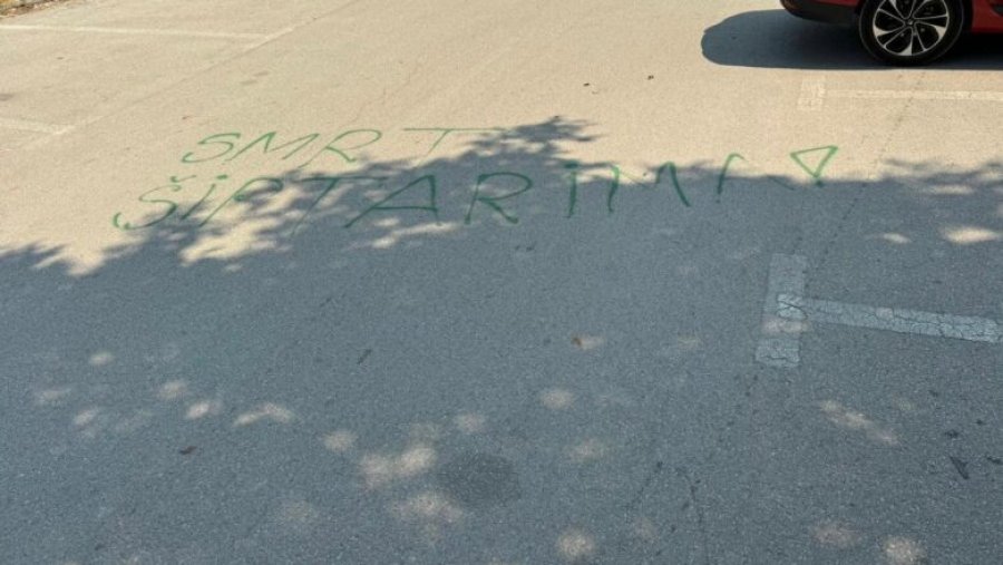 Një ditë pas protestës, në Bujanoc shkruhet grafiti “Vdek*je shqiptarëve”