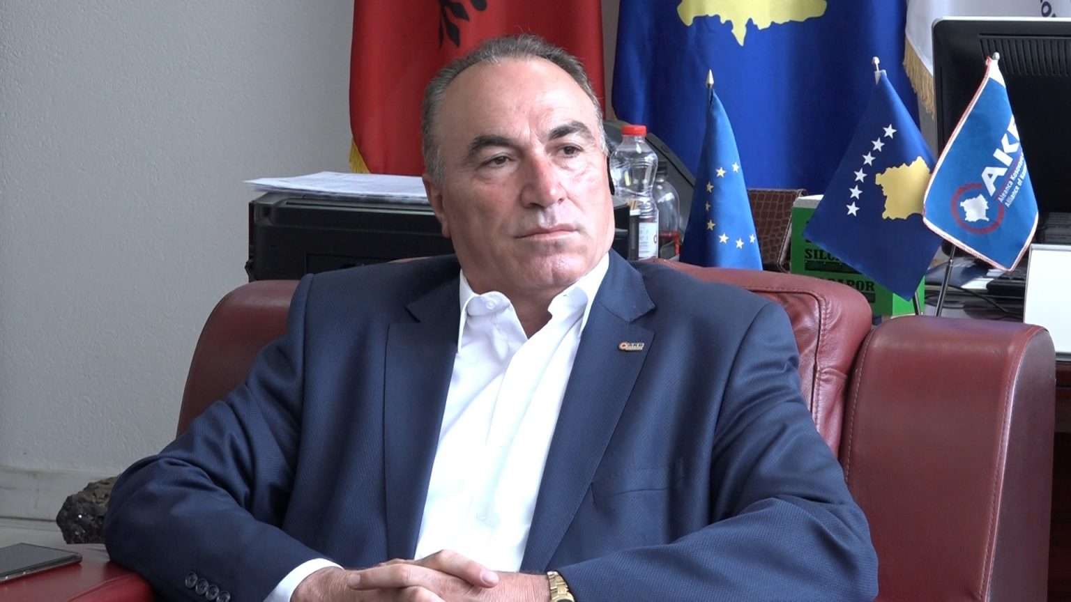shahini:-kompanite-kosovare-kane-filluar-te-investojne-ne-veri,-integrimi-behet-permes-bizneseve