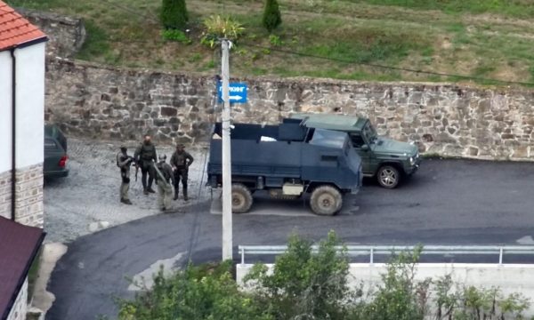 Sulmi terrorist në Banjskë, tre të dyshuarve iu vazhdohet paraburgimi edhe nga dy muaj