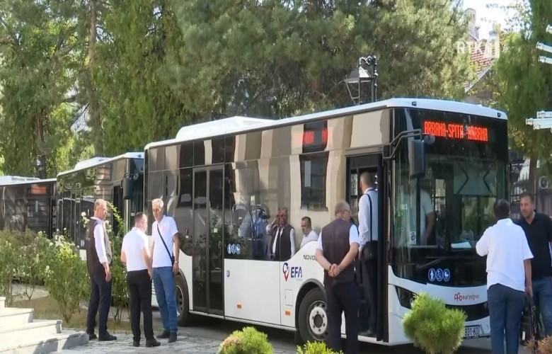 Prizreni me autobusë të rinj