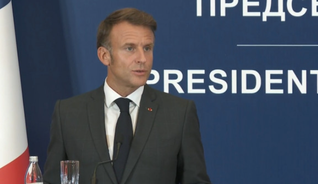 Macron: Jemi të shqetësuar për lëvizjet e njëanshme të Kosovës, nuk dërgojnë një sinjal të mirë