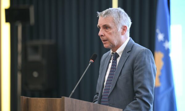 rohde-shefit-te-ri-te-zyres-se-be-se:-mezi-pres-ta-bejme-kosoven-histori-suksesi
