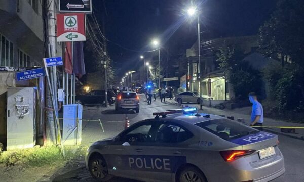 ekspertet-e-sigurise:-grupet-kriminale-cenuan-sigurine-publike,-u-gjuajten-100-plu*mba-ne-rruge