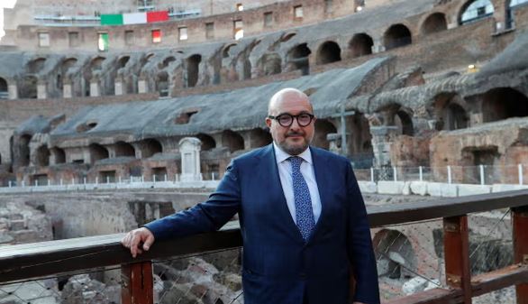 ministri-i-kultures-i-italise-jep-doreheqje,-shkak-ish-e-dashura-–-i-kerkon-falje-gruas