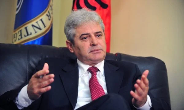 Ali Ahmeti: Në 33 vjetorin e pavarësisë, shqiptarët po trajtohen si qytetarë të rendit të dytë