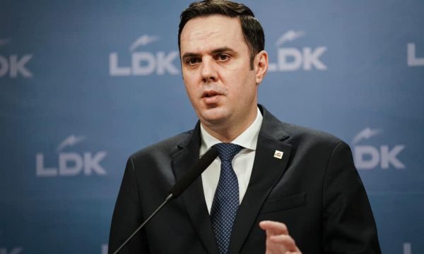 Abdixhiku: Përgjigjja jonë ndaj Vuçiçit dhe Serbisë është të ndërtojmë një Kosovë të suksesshme dhe të fortë