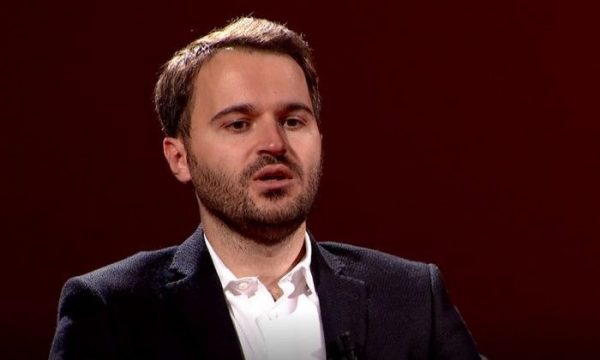 Krasniqi: Qeveria ka pasur qëllim të krijojë konflikt në veri, e ka justifikuar narracionin e Serbisë