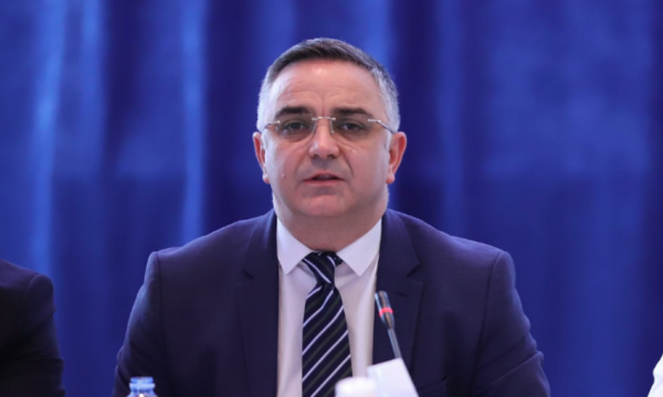 Tahiri: I rrezikshëm keqmenaxhimi i parasë publike nga kjo qeveri