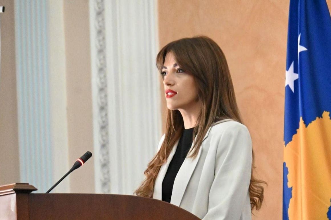 Deputetja e VV-së kritikon Ministrinë e Albulena Haxhiut: S’ka bërë punë të mirë me Projektkodin Civil