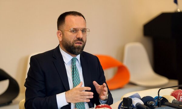 Rukiqi: Kjo qeveri ka dështuar në luftën kundër korrupsionit dhe e ka përbuzur besimin qytetar