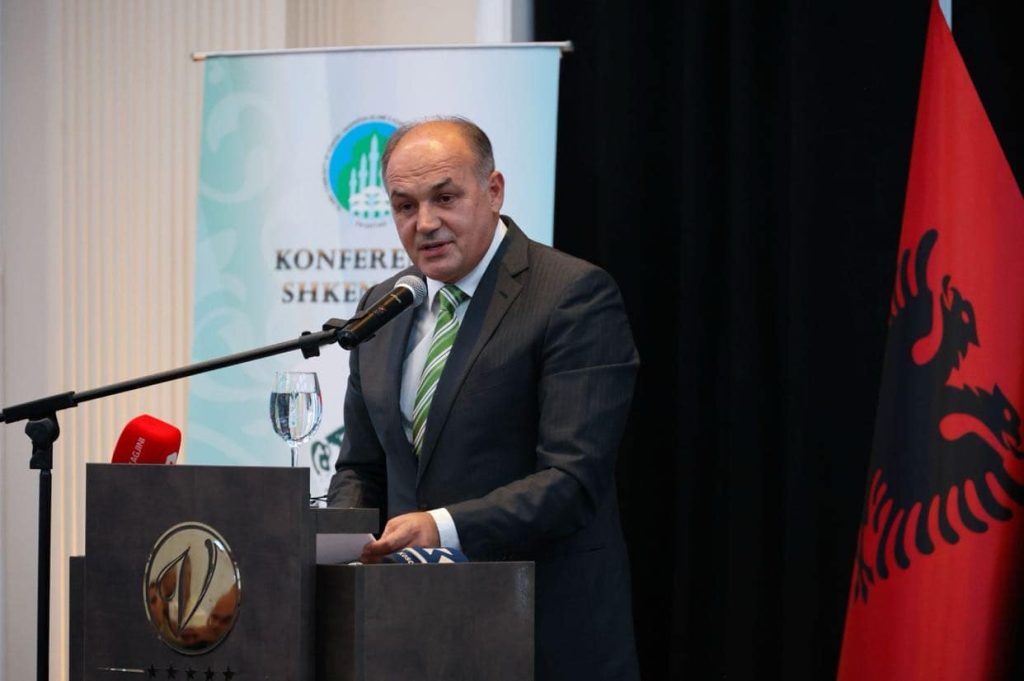 hoxhaj:-kosova-ishte-me-fat-qe-ne-nje-kohe-historike-te-saj,-e-kishte-per-myfti-dhe-ambasador-rexhep-bojen