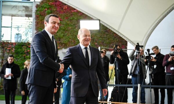 kurti-publikon-te-gjitha-marreveshjet-e-nenshkruara-ne-10-vjetorin-e-procesit-te-berlinit