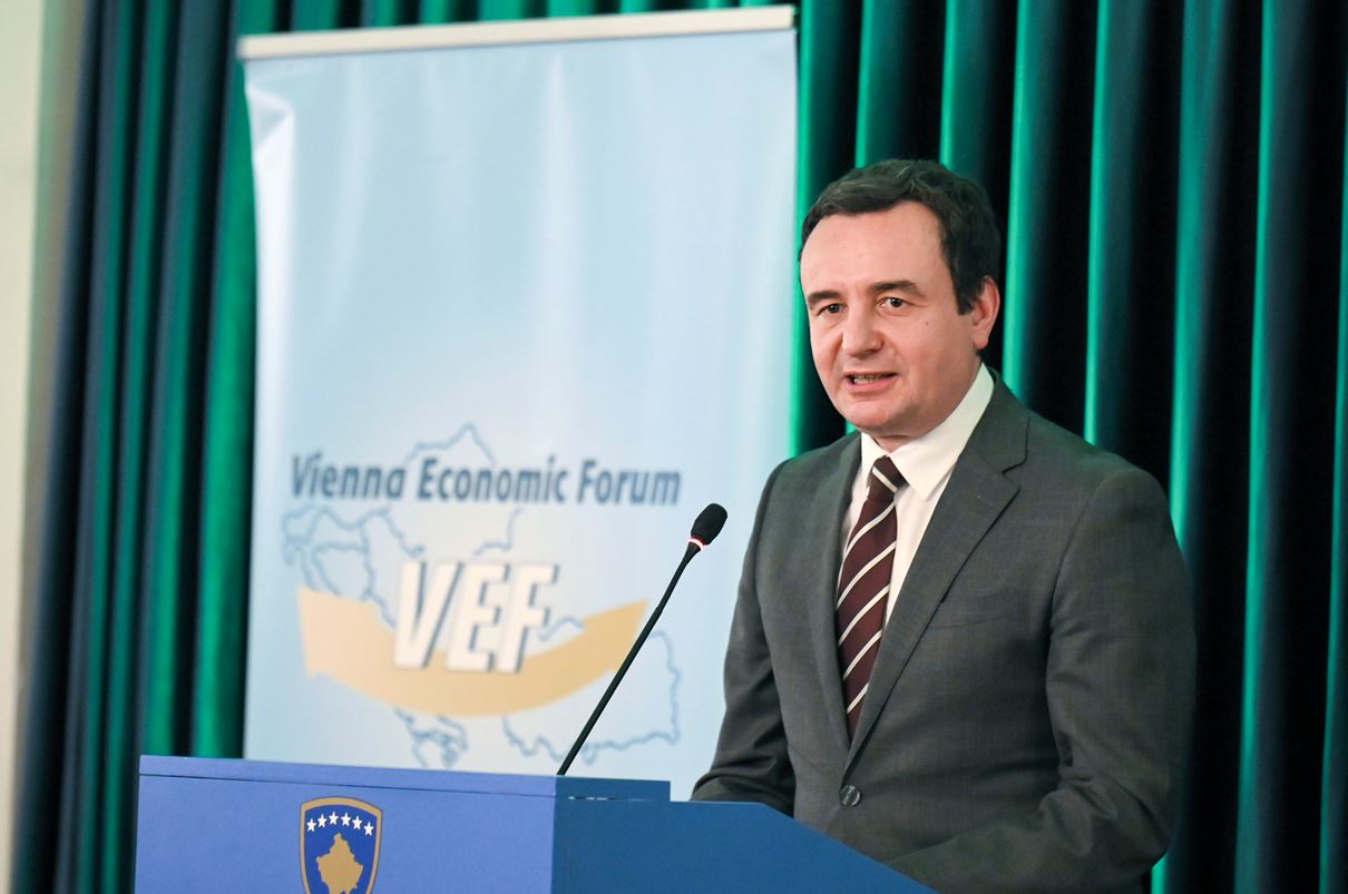 kurti-ne-austri,-merr-pjese-ne-forumin-ekonomik-te-vjenes