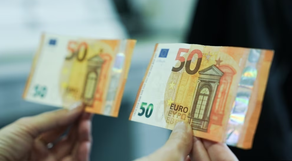 deponohen-100-euro-te-falsifikuara-ne-nje-banke-ne-mitrovice