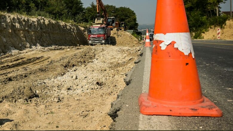 te-shtunen-nderpritet-per-nje-ore-trafiku-nga-udhekryqi-i-gjakoves-ne-kline-e-deri-te-udhekryqi-i-rruges-per-gjurgjevik