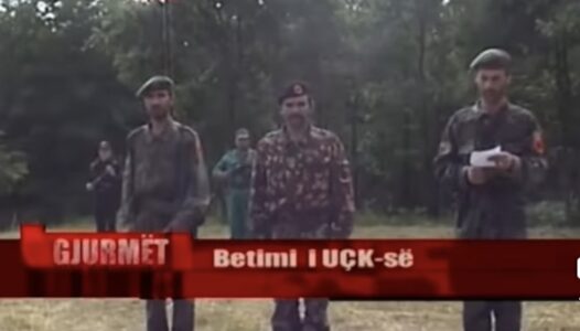 me-nje-video-nga-lufta,-limaj-i-uron-shqiptaret:-urime-festa-e-shenjte-e-kombit-tone