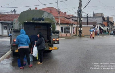 sherbimi-i-ujit-te-pijes-me-cisterna-ne-veri-te-mitrovices-do-te-vazhdoje-edhe-sot