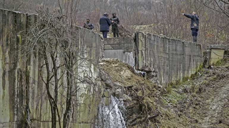 arrestohet-edhe-nje-i-dyshuar-per-sulmin-ne-iber-lepenc,-policia-gjeti-arme-e-municion-ne-shtepine-e-tij