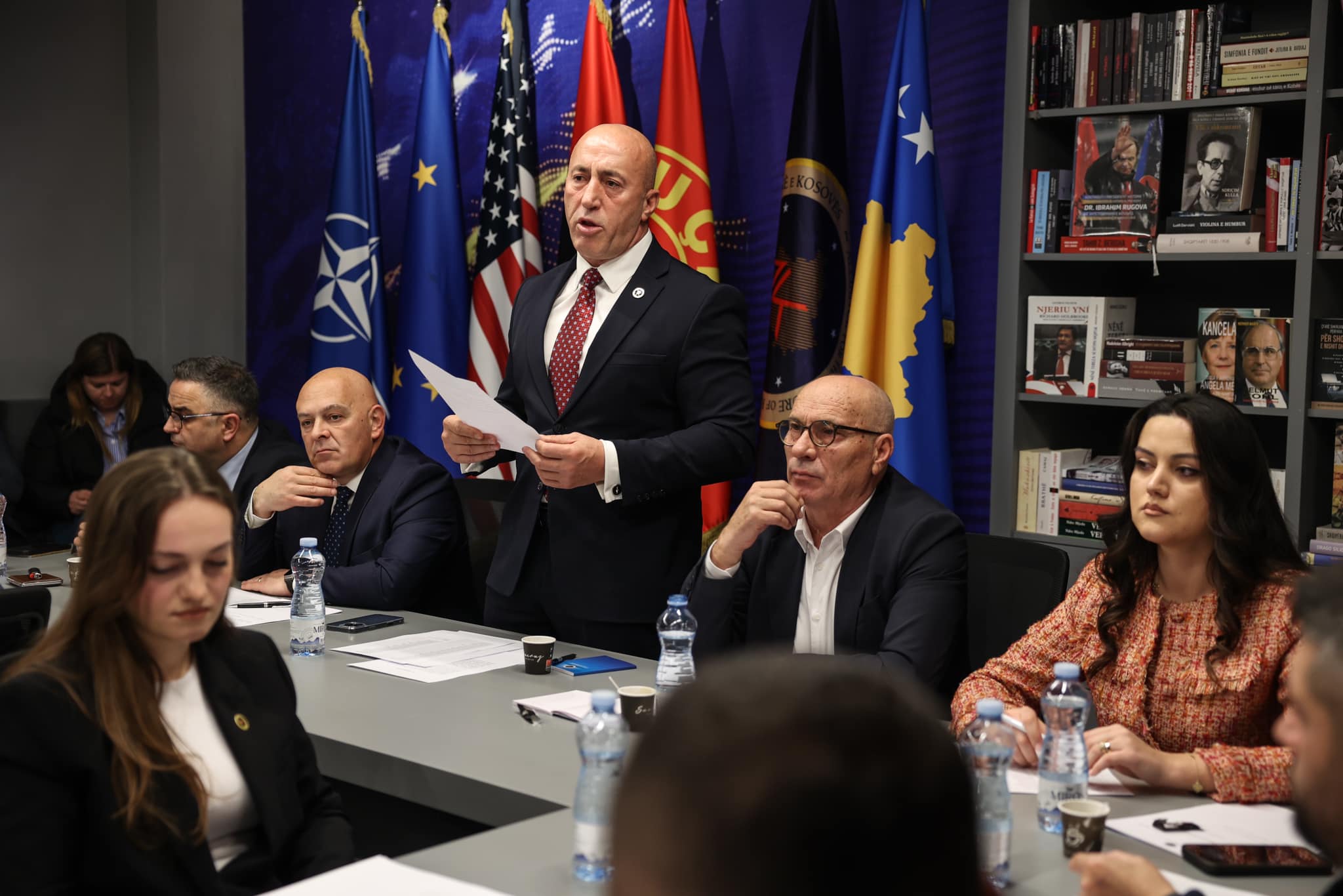 ramush-haradinaj:-krenar-me-listen-fituese-per-kosoven-fituese!