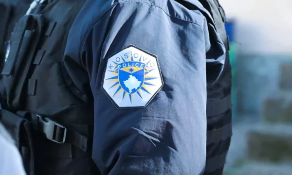 policia-me-bastisje-ne-tri-lokacione,-arrestohet-nje-burre-nga-shqiperia-dhe-nje-grua-kosovare