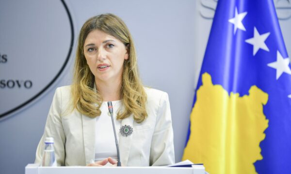 haxhiu-reagon-pasi-pdk-ja-dergoi-ligjet-ne-kushtetutese