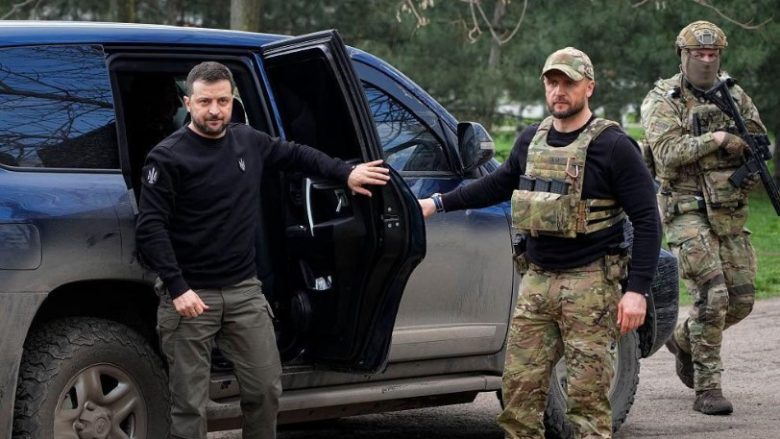 zelensky-u-ben-thirrje-aleateve-te-rrisin-mbrojtjen-ajrore-te-ukraines