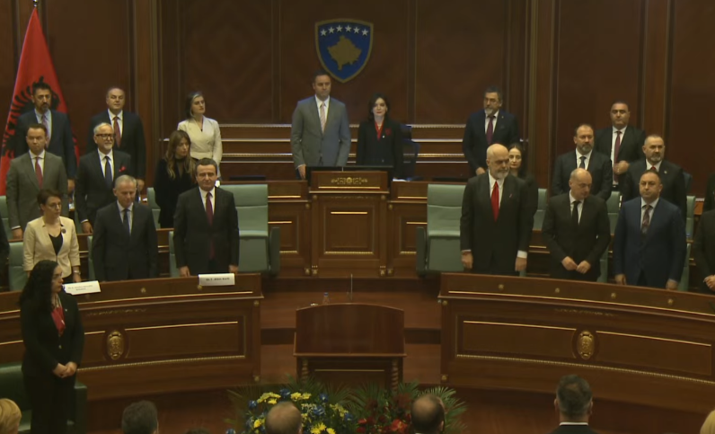 nis-seanca-e-perbashket-e-kuvendit-te-kosoves-dhe-atij-te-shqiperise