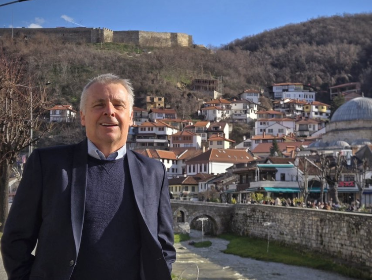 “pranvera-e-hershme”-sot-e-qoi-ambasadorin-rohde-ne-prizren