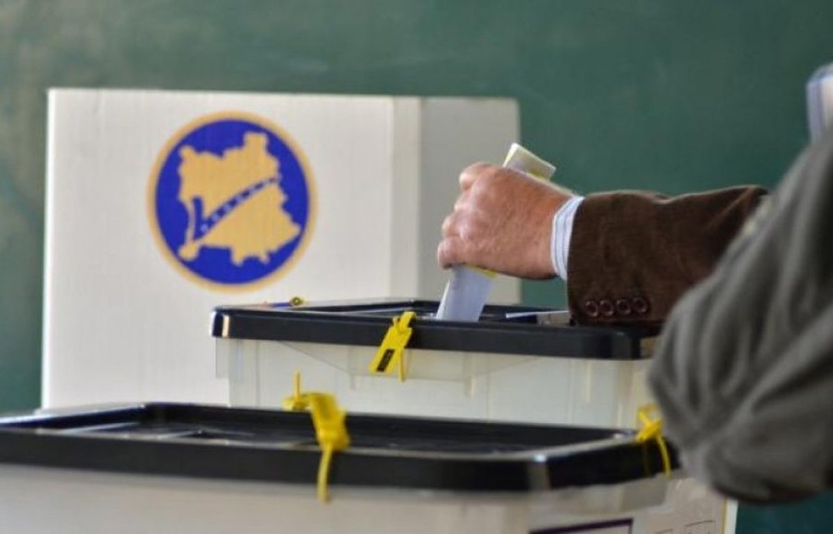 votimi-ne-diaspore,-ambasada-e-kosoves-ne-gjermani-tregon-procedurat-e-plotesmit-dhe-dergimit-te-fletevotimit