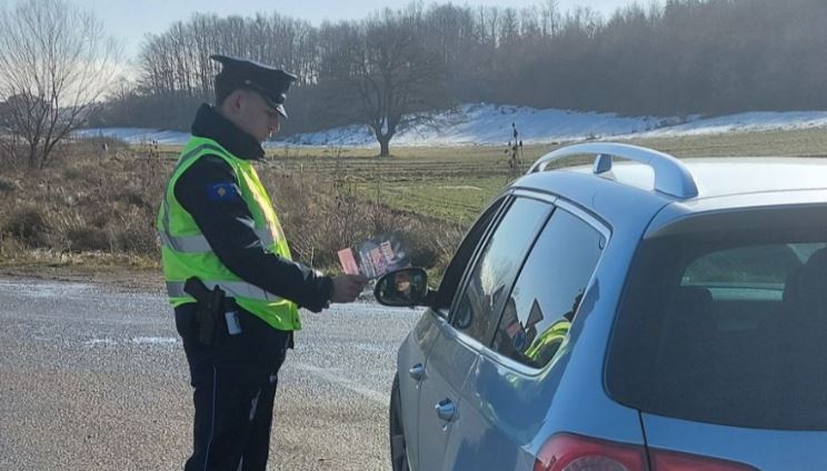 Policia me fushatë “Thuaj jo drogës”