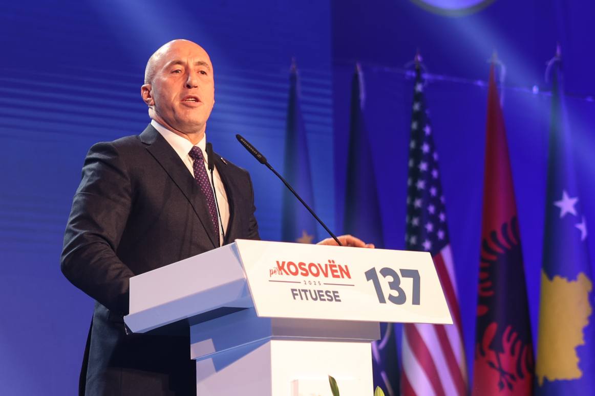 haradinaj:-kur-i-them-kurtit-‘shko’-nuk-e-kam-personale-me-te,-ne-po-dojme-me-u-zhvillu-ky-vend