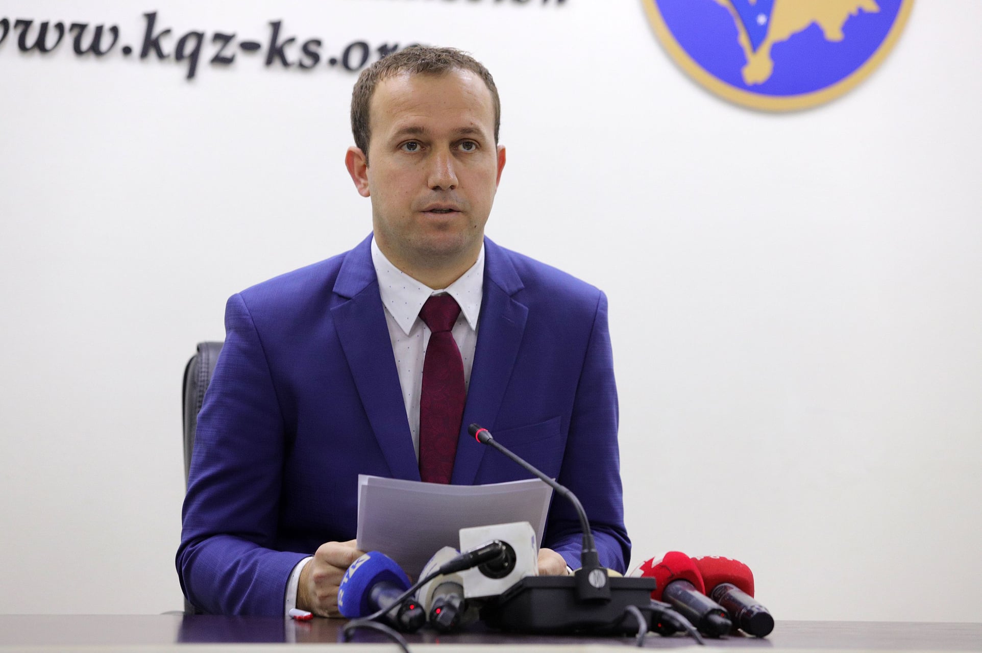 elezi:-sot-skadon-afati-per-vezhgues,-akreditimi-i-mediave-deri-me-4-shkurt