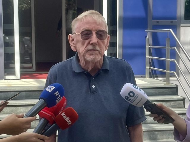 “Qenka më rëndë se në Reçak”, Walkeri pasi viziton shtëpinë ku u krye Mas’akra e Poklekut