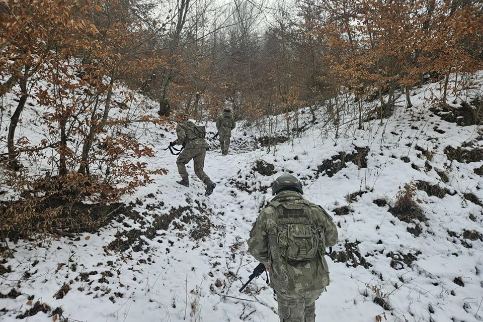 Ushtarët turq patrullojnë në veri të Kosovës