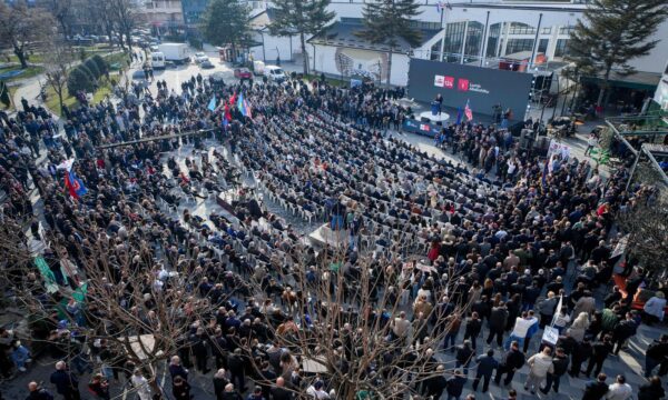 Abdixhiku: Tubim i jashtëzakonshëm në Viti, ky është rikthimi historik i LDK-së